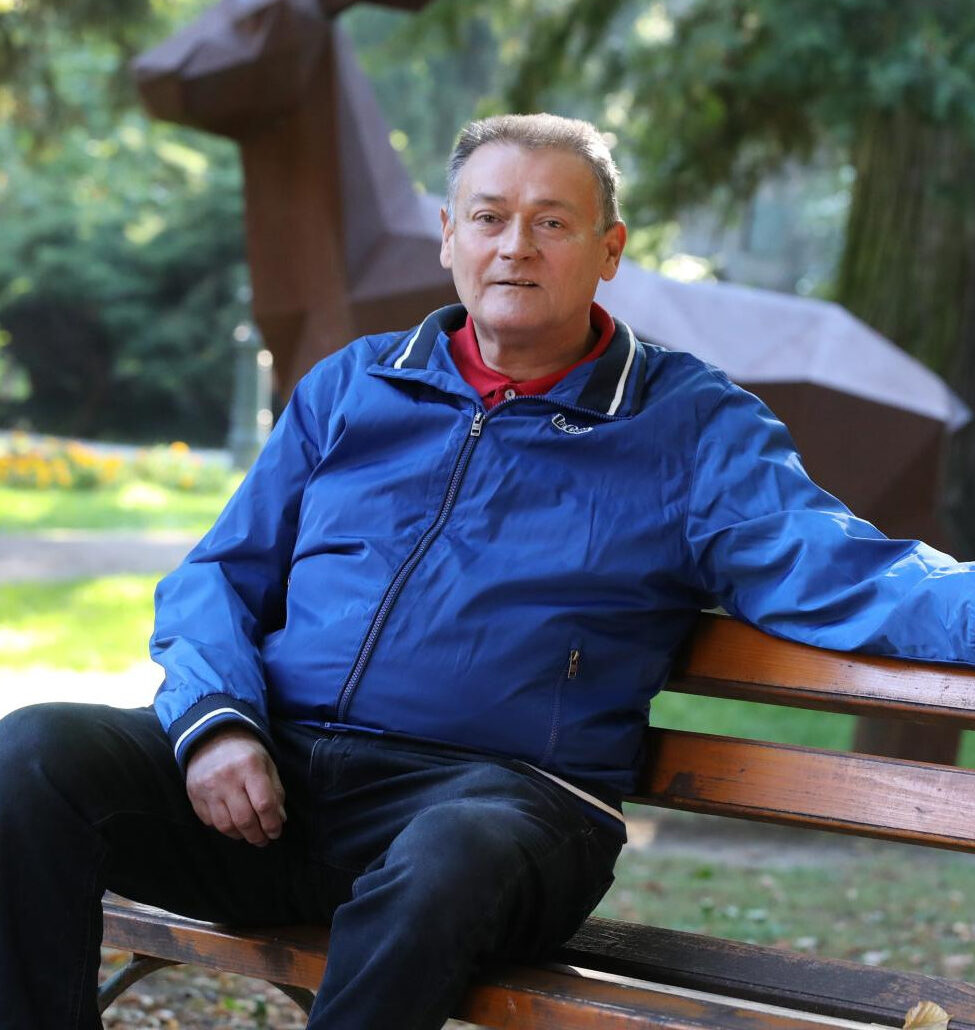 Pročitajte više o članku PROČITAJTE RAZGOVOR S DRAŽENOM VINCEKOM, OBOLJELIM OD KRONIČNE MIJELOIČNE LEUKEMIJE (KML)